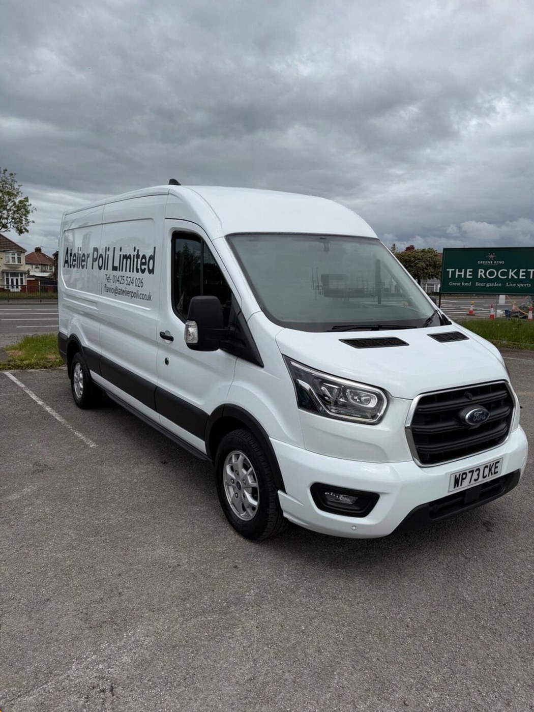 Atelier Poli Limited vehicle